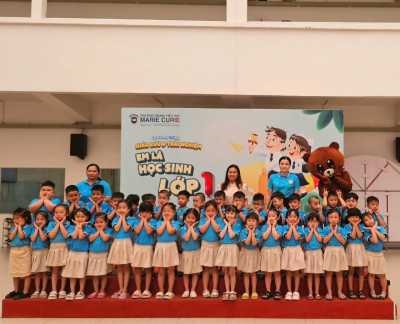 Trường mầm non Hoa Mai tổ chức cho các bé khối Lá tham quan trường tiểu học MARIE CURIE