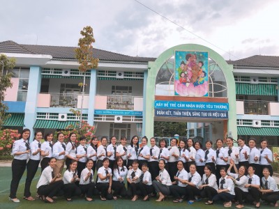 CÔNG ĐOÀN CƠ SỞ TRƯỜNG MẦM NON HOA MAI TỔ CHỨC SINH HOẠT KỶ NIỆM NGÀY 20/10