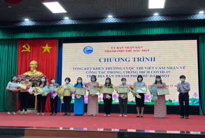 TRƯỜNG MẦM NON HOA MAI THAM DỰ TỔNG KẾT KHEN THƯỞNG CUỘC THI  VIẾT BÀI CẢM NHẬN CÔNG TÁC PHÒNG CHỐNG DỊCH BỆNH TRÊN ĐỊA BÀN TP.TDM