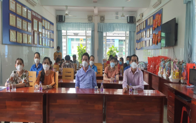 Trường mầm non Hoa Mai thực hiện chương trình "Trao gửi xuân yêu thương cho trẻ em có hoàn cảnh khó khăn"