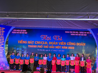 Công đoàn Trường mầm non Hoa Mai hưởng ứng Hội thi Tiếng hát CNVCLĐ năm 2022