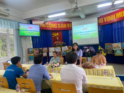 Họp Cha mẹ trẻ của các lớp học kì I-  Năm học 2022-2023 tại Trường mầm non Hoa Mai.