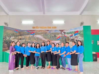 Trường Mầm Non Hoa Mai Tổ Chức Chương Trình Về Nguồn.
