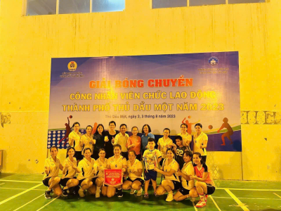 Công Đoàn cơ sở trường mầm non Hoa Mai tham gia giải bống chuyền nữ