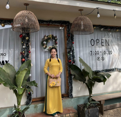 TUYÊN DƯƠNG “GƯƠNG SÁNG GIÁO VIÊN” CHÀO MỪNG KỈ NIỆM 41 NĂM NGÀY NHÀ GIÁO VIỆT NAM (20/11/1982-20/11/2023)- CÔ NGUYỄN THỊ THANH BÌNH