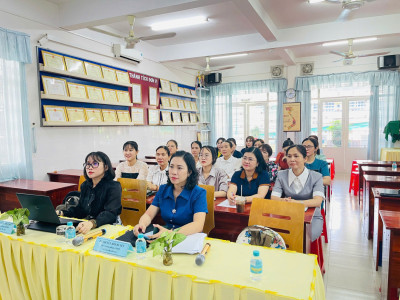 Tập huấn trực tuyến chuyên đề “Hướng dẫn tổ chức các hoạt động giáo dục phát triển nghệ thuật sáng tạo cho trẻ em trong cơ sở GDMN”