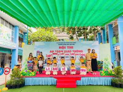 TRƯỜNG MẦM NON HOA MAI TỔ CHỨC HỘI THI “AN TOÀN GIAO THÔNG – HÀNH TRANG CHO BÉ” NĂM HỌC 2025 – 2026
