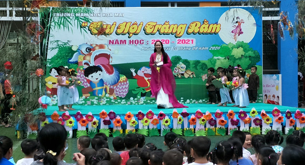 BÉ VUI LỄ HỘI TRĂNG RẰM TRƯỜNG MẦM NON HOA MAI 2020 – 2021