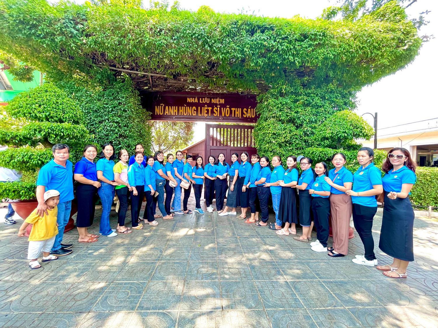 Công đoàn cơ sở Trường mầm non Hoa Mai phối hợp cùng với nhà trường tổ chức cho CBGVNV cùng con CBCĐV du lịch 2 ngày 1 đêm tại Vũng tàu