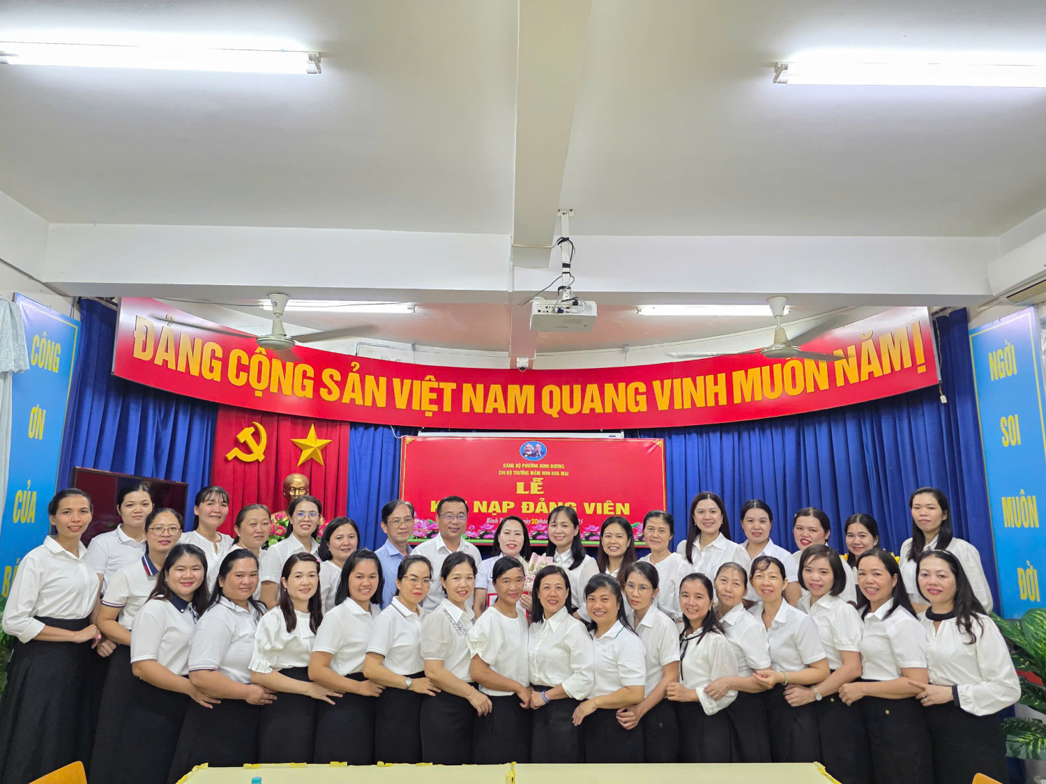 z7152093869166 3085842a8cab079ccaaa09f7bf0bad93