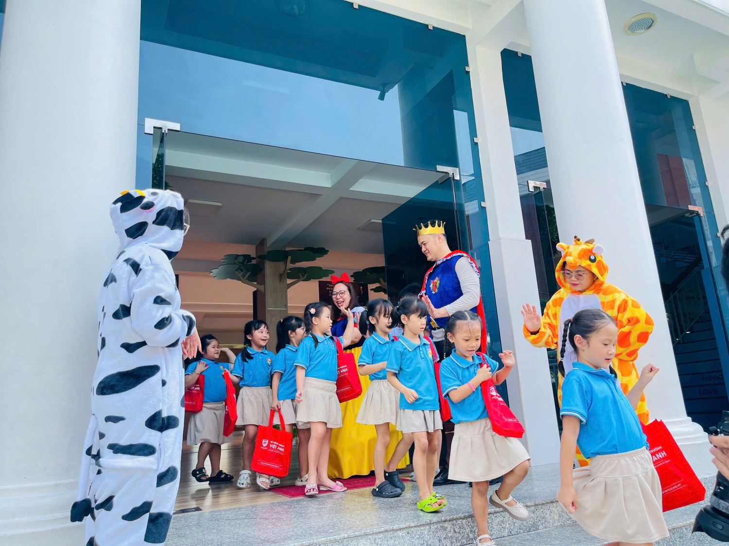 z7700345750301 cbeb89dd32c8859a745f6d8d41c685fc